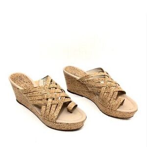 Women | Sandals |Danald J Pliner Flore Strappy Cork Wedge Sandals Size 9…